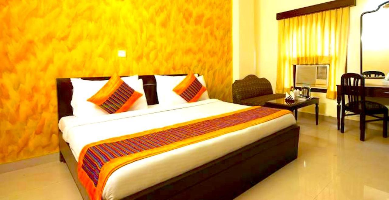 Hotel Milan Deluxe 新德里 外观 照片